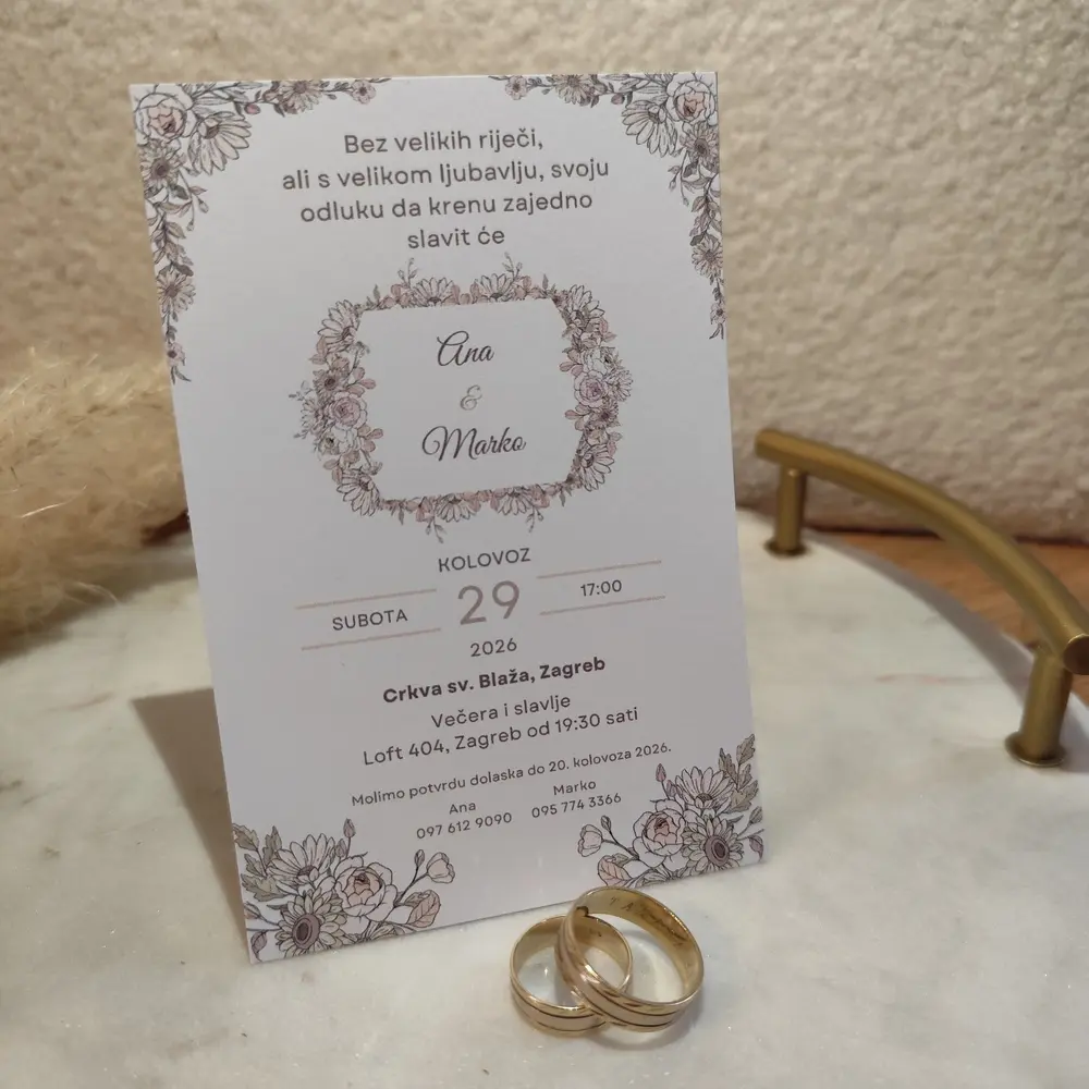 Elegantna pozivnica za vjenčanje s imenom mladenaca i datumom – model KPV03
