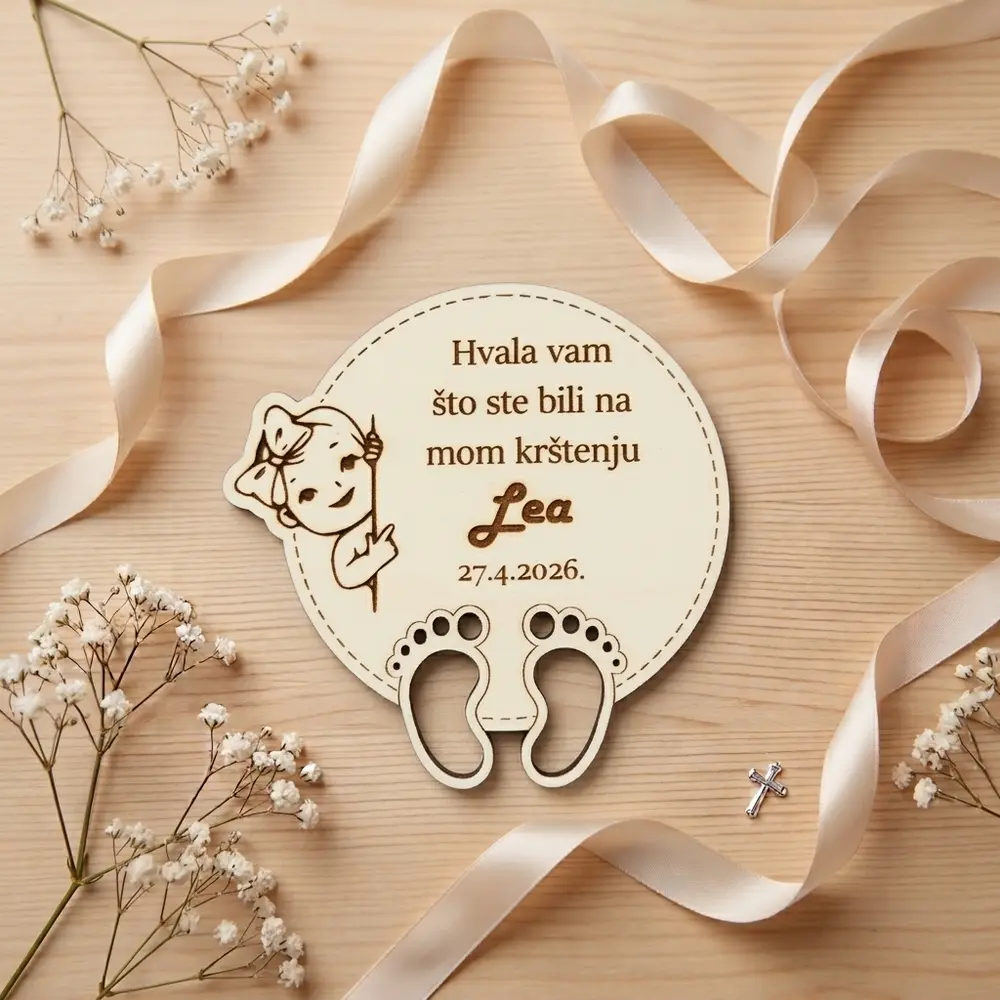 Zahvalnica za krštenje u obliku drvenog magneta s personalizacijom
